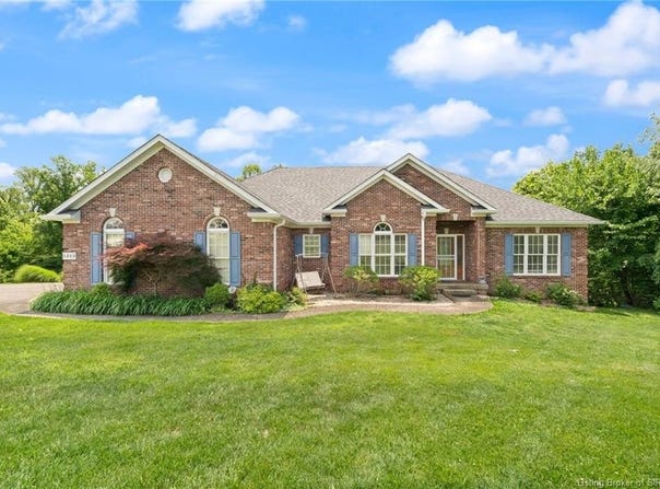 5869 W Luther Road, Floyds Knobs, IN 47119