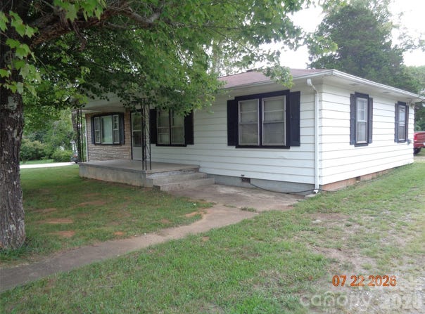 3181 & 3177 Morganton Boulevard SW, Lenoir, NC 28645