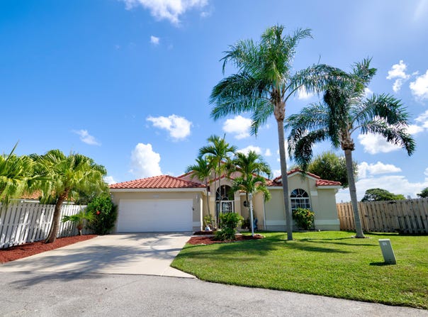 4290 Camrose Lane, West Palm Beach, FL 33417