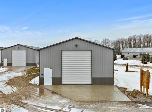 2790 Lynx Lane, Kingsley, MI 49649