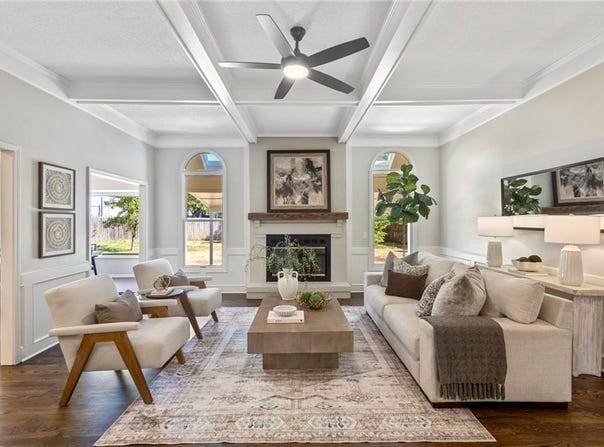 1424 E Meadow Lane, Olathe, KS 66062