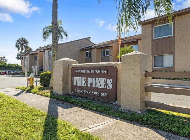 1575 GREENLEA DRIVE, CLEARWATER, FL 33755