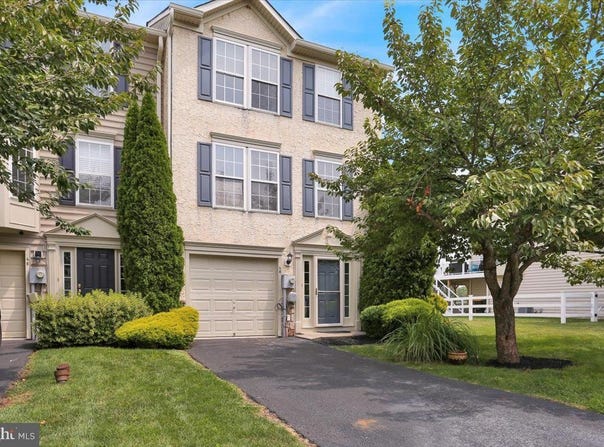 48 DARE LANE, POTTSTOWN, PA 19465