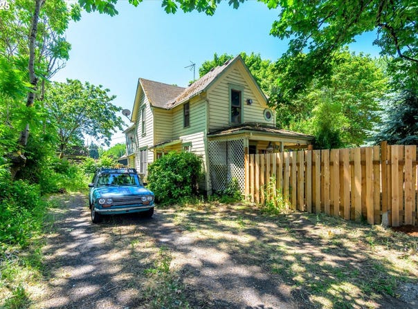 490 W 4TH AVE, Eugene, OR 97401