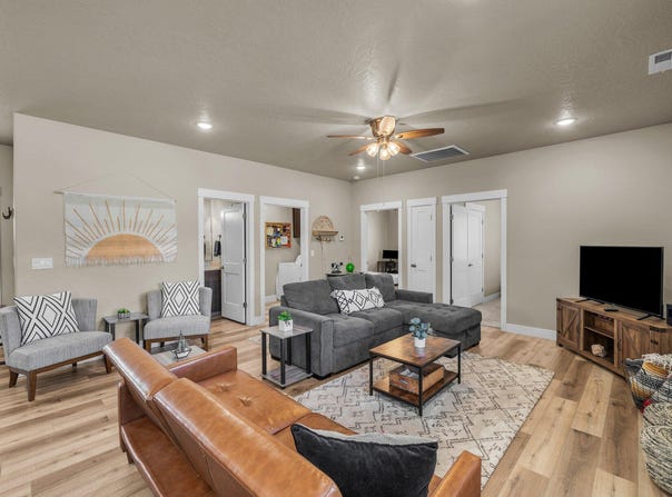 1468 S Sage Court, Kanab, UT 84741