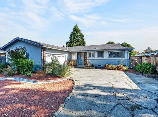 4984 Canyon Drive, Santa Rosa, CA 95409