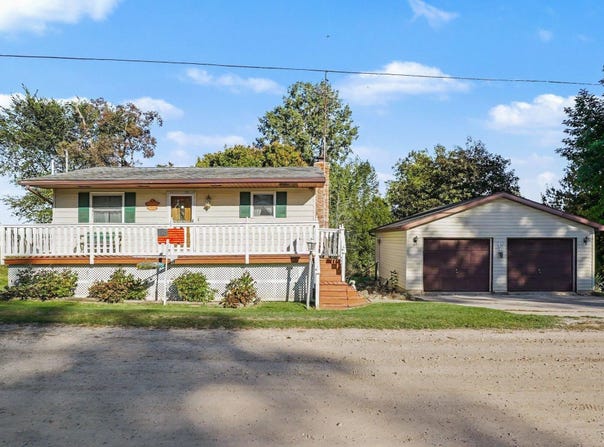 2372 Lake View Drive, Hale, MI 48739
