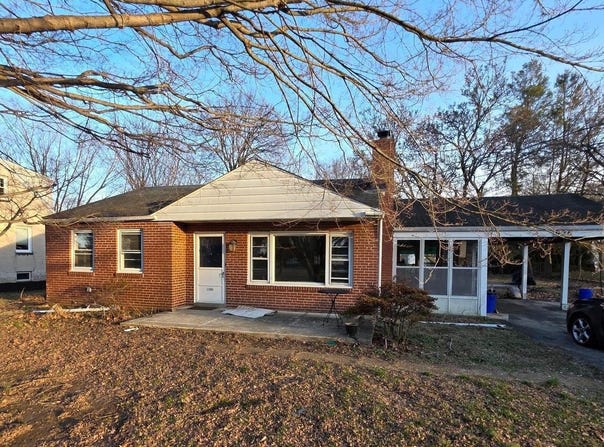 926 GREEN Lane, SECANE, PA 19018