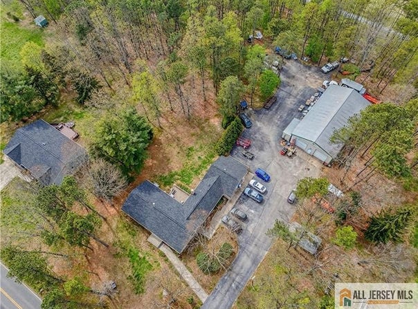 176 Old Forge Road, Monroe, NJ 08831