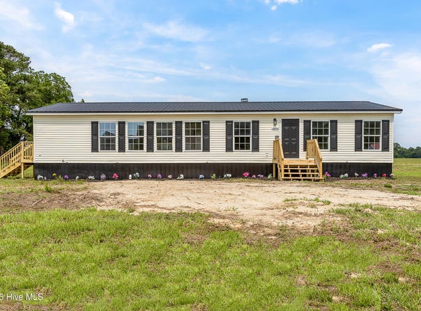 3800 Cabin Museum Road, Turkey, NC 28393