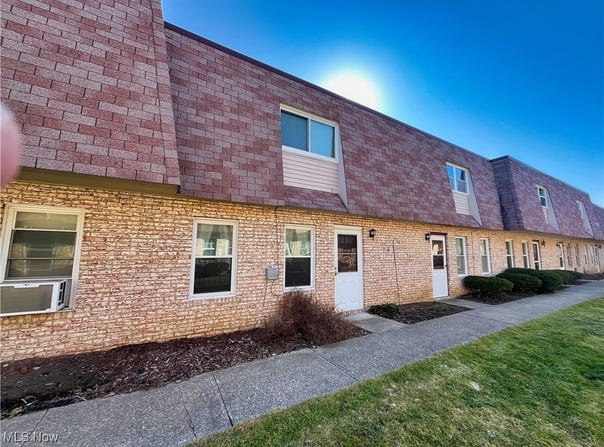 4287 Bennington Boulevard, Brunswick, OH 44212