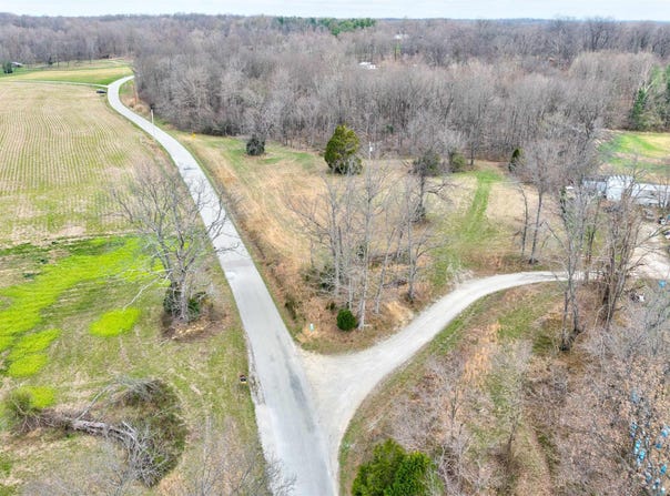 6700 Brooks Road, Gentryville, IN 47537