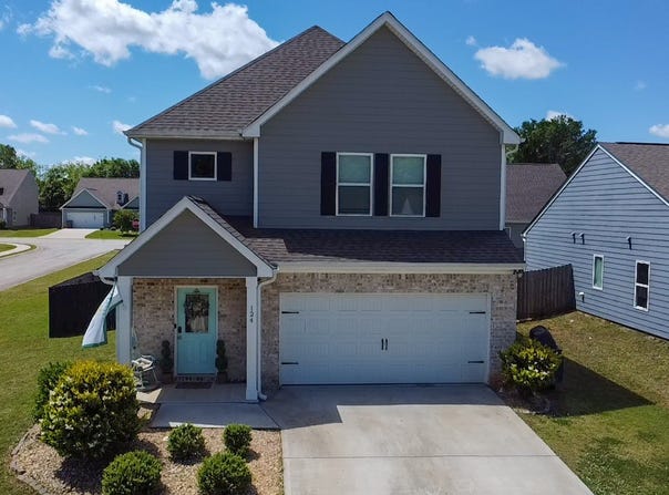 124 Charleston, Milner, GA 30257