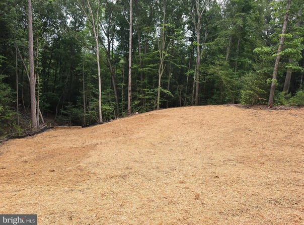 728 MEADOW DRIVE, TAPPAHANNOCK, VA 22560