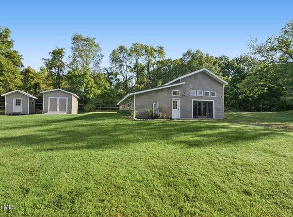 21 Teal Road, Averill Park, NY 12018