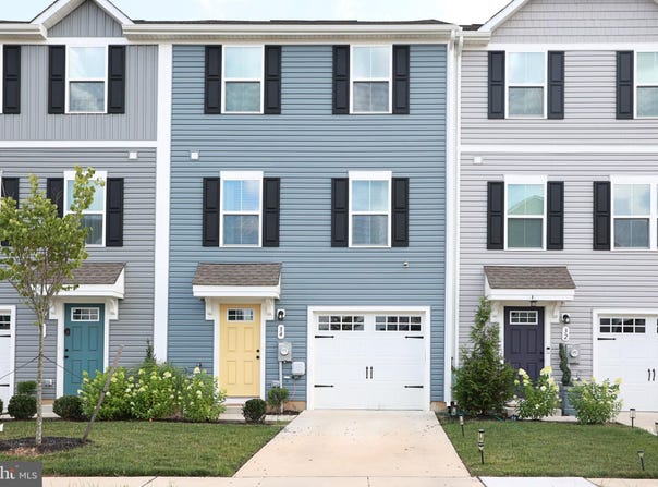 34 WENDOWSKI STREET, BEVERLY, NJ 08010