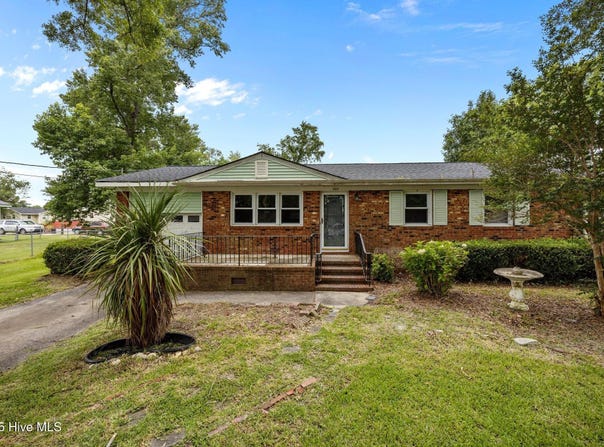 101 Pine Dale Road, Havelock, NC 28532