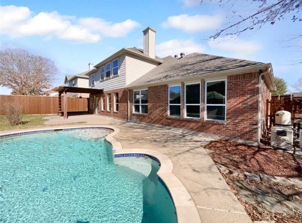 301 Brookmere Lane, Murphy, TX 75094