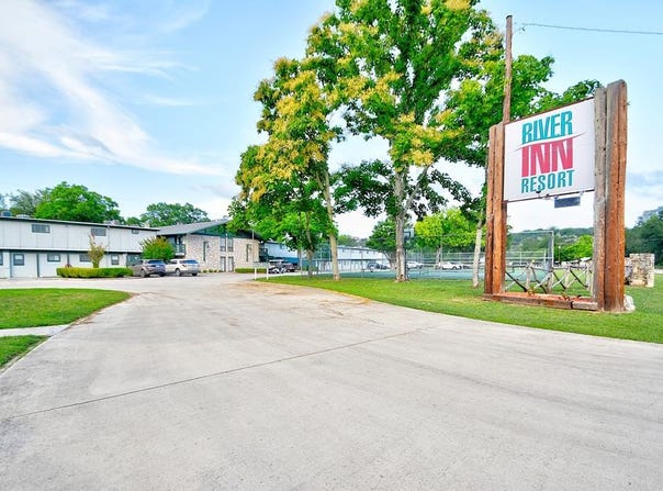 2960 Hwy 39, Hunt, TX 78024