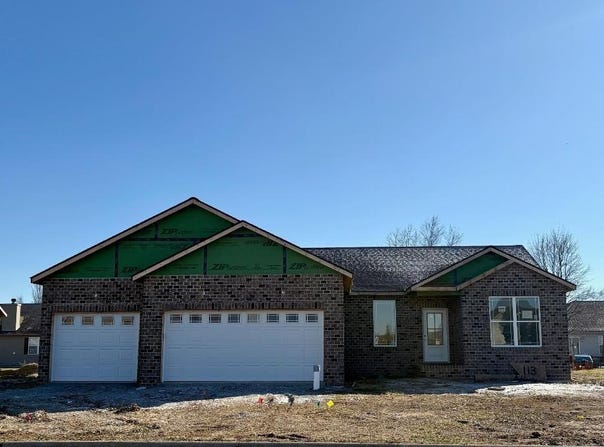 113 Adderly Lane, Millstadt, IL 62260