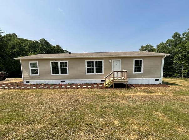 2123 Buckwoods Rd, Woodlawn, VA 24381