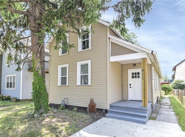 911 Starkweather Avenue, Cleveland, OH 44113