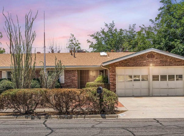 1710 Camino Del Rex, Las Cruces, NM 88001