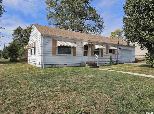 713 N 10TH Street, Mt Vernon, IL 62864