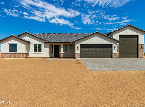 24183 N 196th Lane, Surprise, AZ 85387