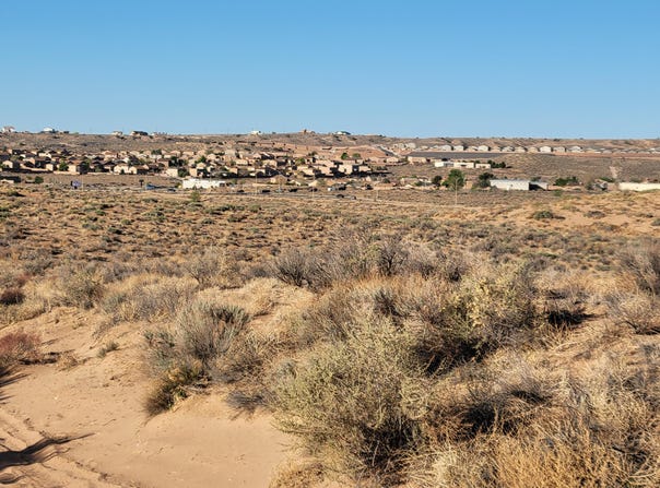 Dinadan Road NE, Rio Rancho, NM 87144