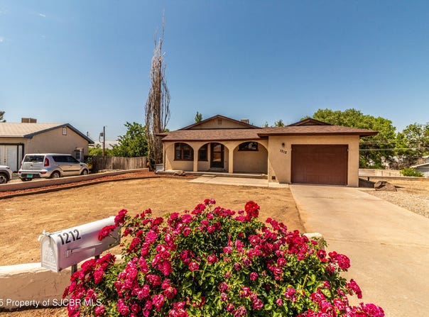 1212 PARKLAND Drive, Aztec, NM 87410