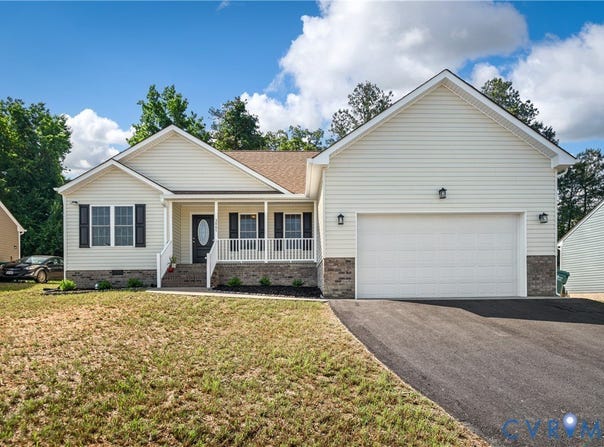 3867 Perthshire Lane, Colonial Heights, VA 23834