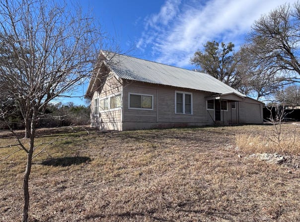 2150 County Road 153, Georgetown, TX 78626