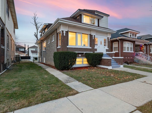 1634 S 58th Avenue, Cicero, IL 60804