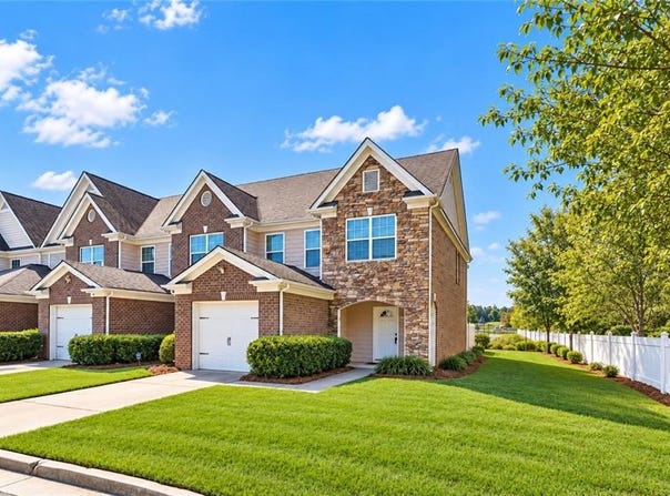 322 Village Drive, Loganville, GA 30052