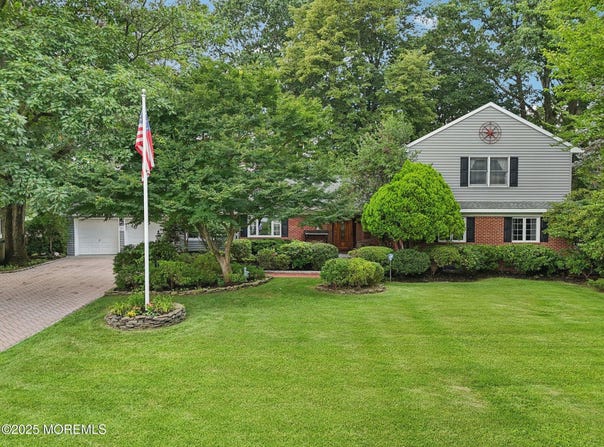 29 Miriam Drive, Matawan, NJ 07747