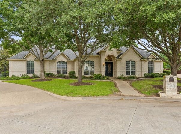 6 Trailside Court, Mansfield, TX 76063