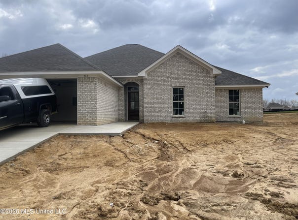 533 Patrick Farms Drive, Pearl, MS 39208