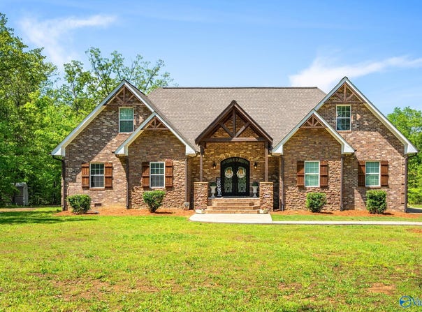 4895 Cherokee Drive, Cedar Bluff, AL 35959