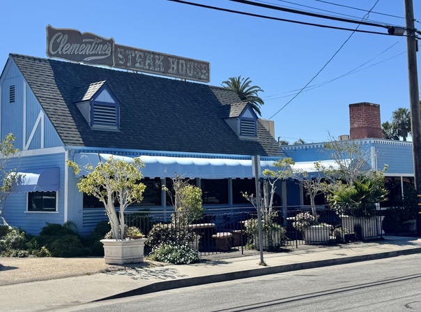 4631 Carpinteria Avenue, CARPINTERIA, CA 93013