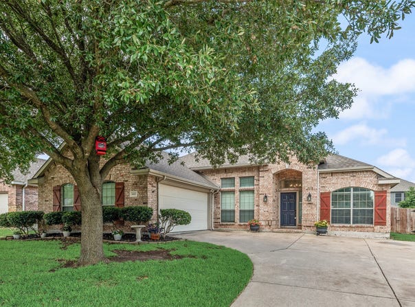 1022 Spinnaker Drive, Forney, TX 75126