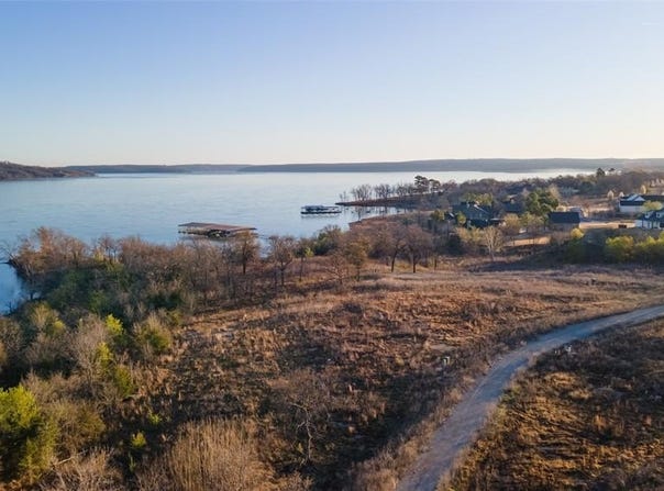 8 9a Highway, Eufaula, OK 74432