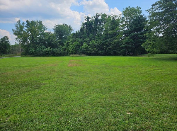 2445 County Hwy 15, Fairfield, IL 62837