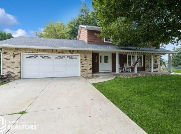 410 S East Avenue, Baxter, IA 50028