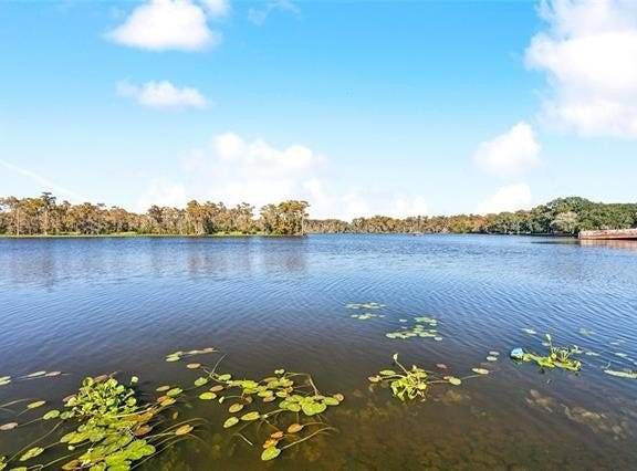 141 E HIGHWAY 22, Madisonville, LA 70447