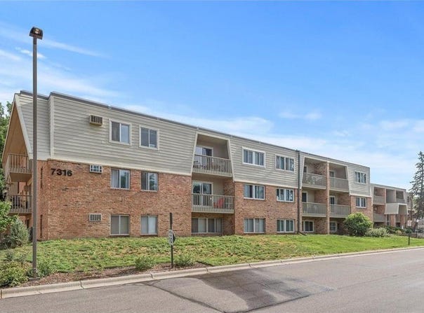 7316 W 22nd Street, Saint Louis Park, MN 55426