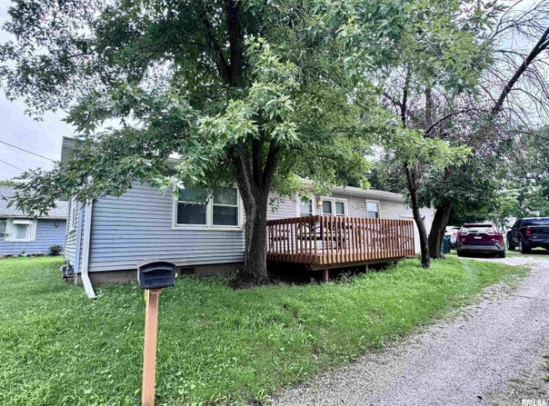 403 E Murray Street, Macomb, IL 61455