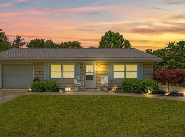 627 Harris Street, Jackson, OH 45640