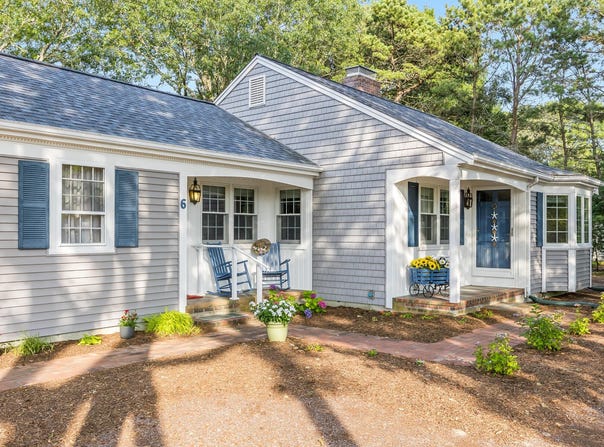 6 Billingsgate Road, South Yarmouth, MA 02664