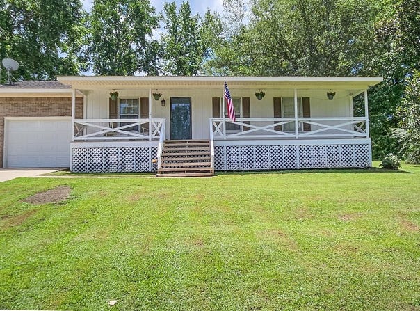 9348 Snake Road, Athens, AL 35611